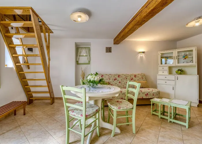 V By Interhome Apartmán *